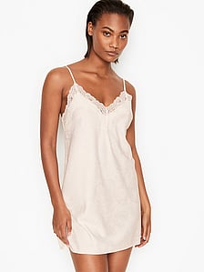 最適な価格 新作 Victoria S Secret サテンスリップドレス 大人気 受賞店舗 Hokkaidoizakaya Id