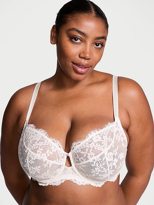 PRETTY IN PINK – Victoria's Secret