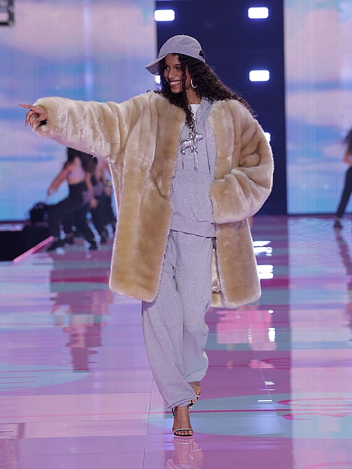 スウェットパンツ – PINK