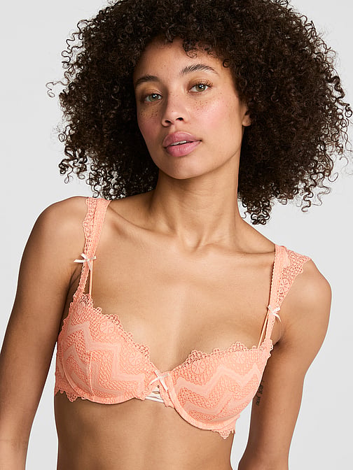 VS PINK プッシュアップブラ&ショーツセット プッシュアップ＆パッド付きブラ | バンド：30〜44、カップサイズ：AA