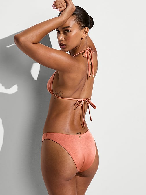 Shop Pink スイムウェア for Perfect Fit, Comfort and Style