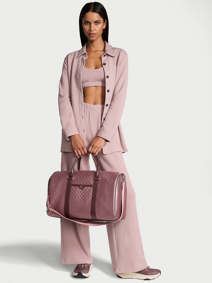☆Victoria's secret とてもお洒落なダッフルスポーツバッグ☆ VS☆可愛い♪キルティング ダッフルバック 国内発送 (Victoria's